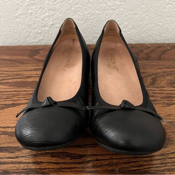Vionic Black Leather Amorie Skimmers Ballet Flats Size 7 - Picture 5 of 7